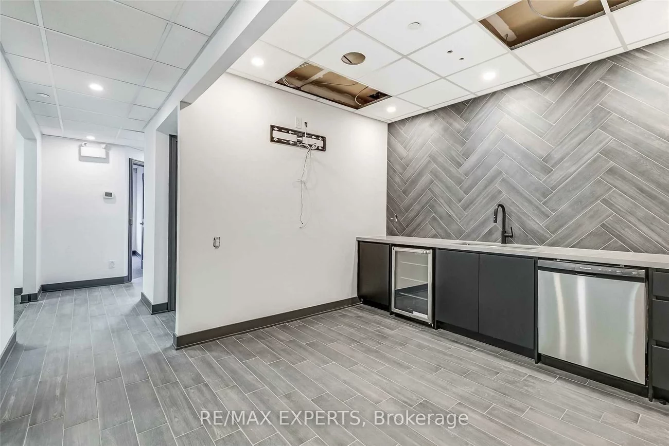 13, Kenview, Parkway Belt Industrial Area, Brampton