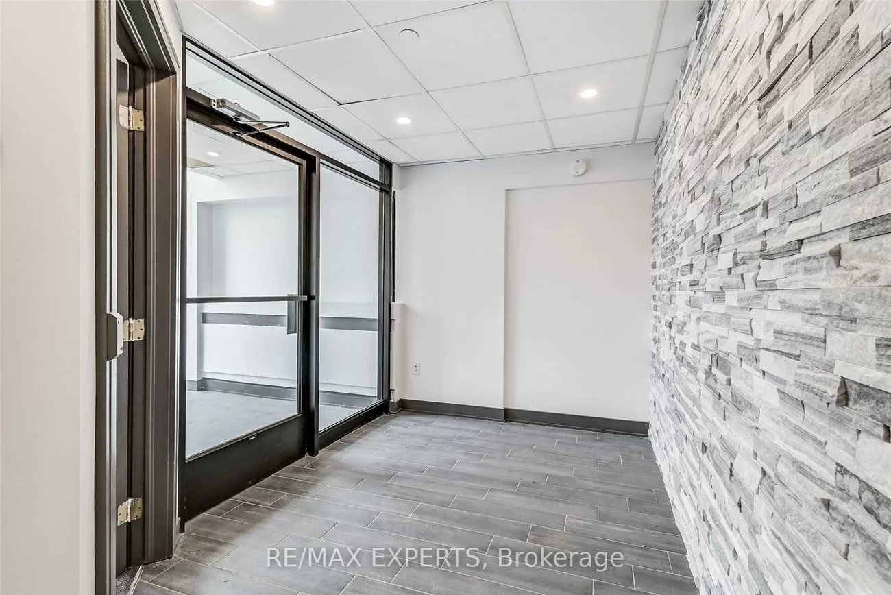 13, Kenview, Parkway Belt Industrial Area, Brampton