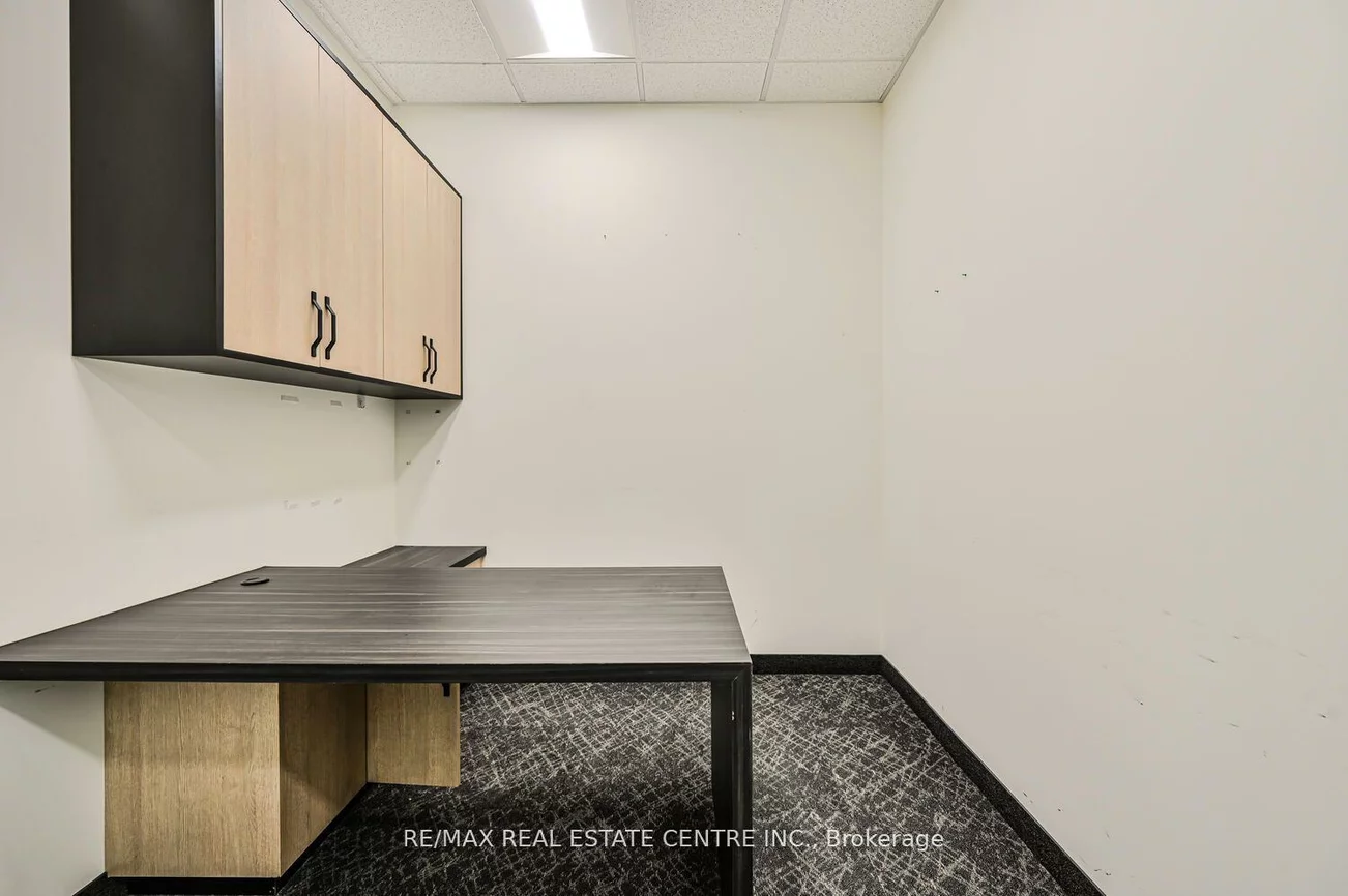2565, Steeles, Steeles Industrial, Brampton