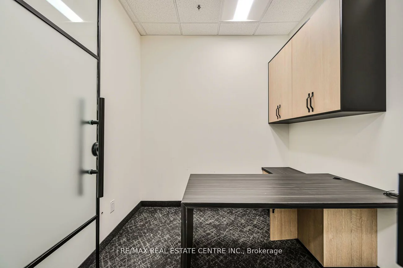2565, Steeles, Steeles Industrial, Brampton