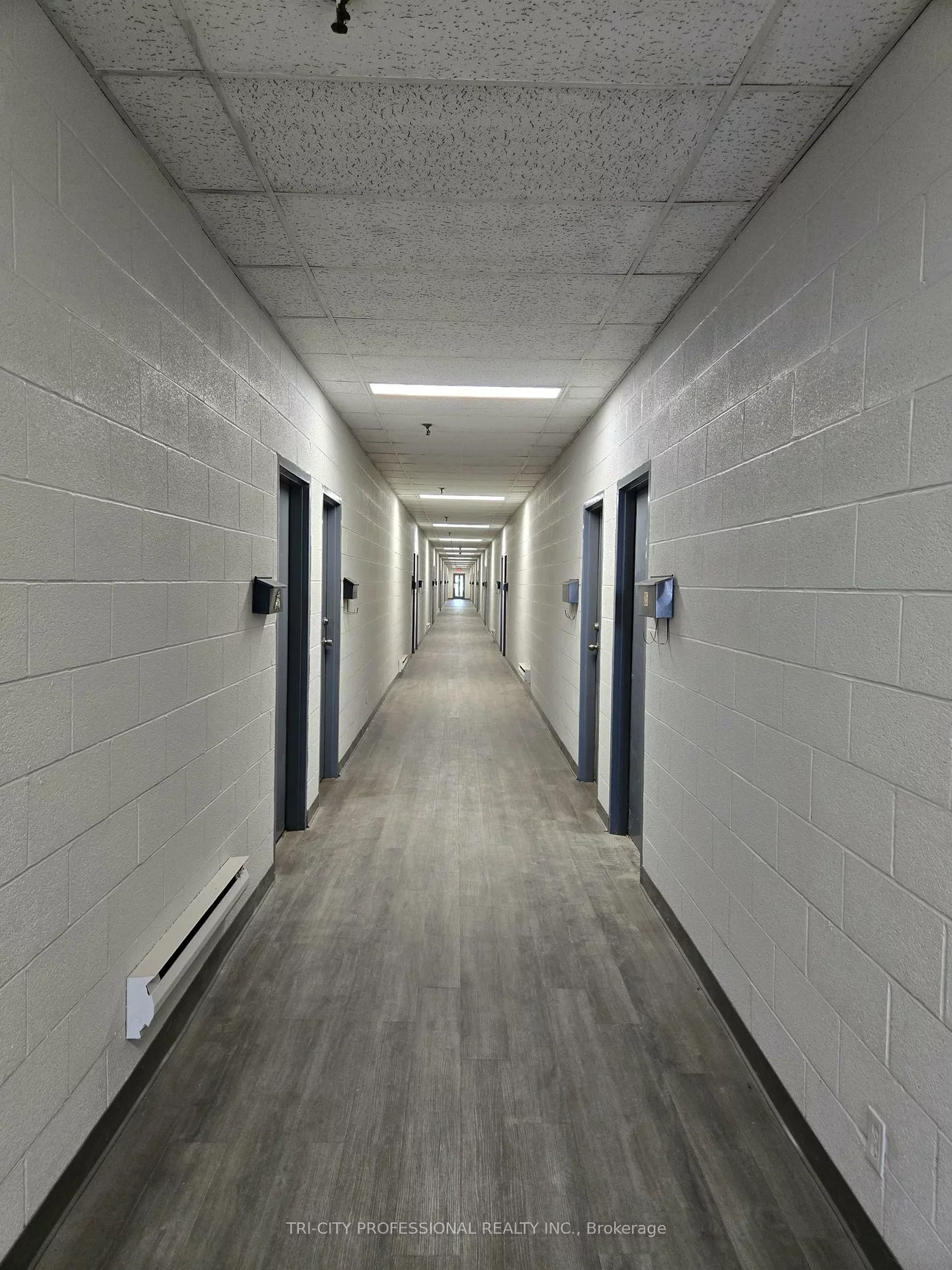 8, Melanie, Steeles Industrial, Brampton