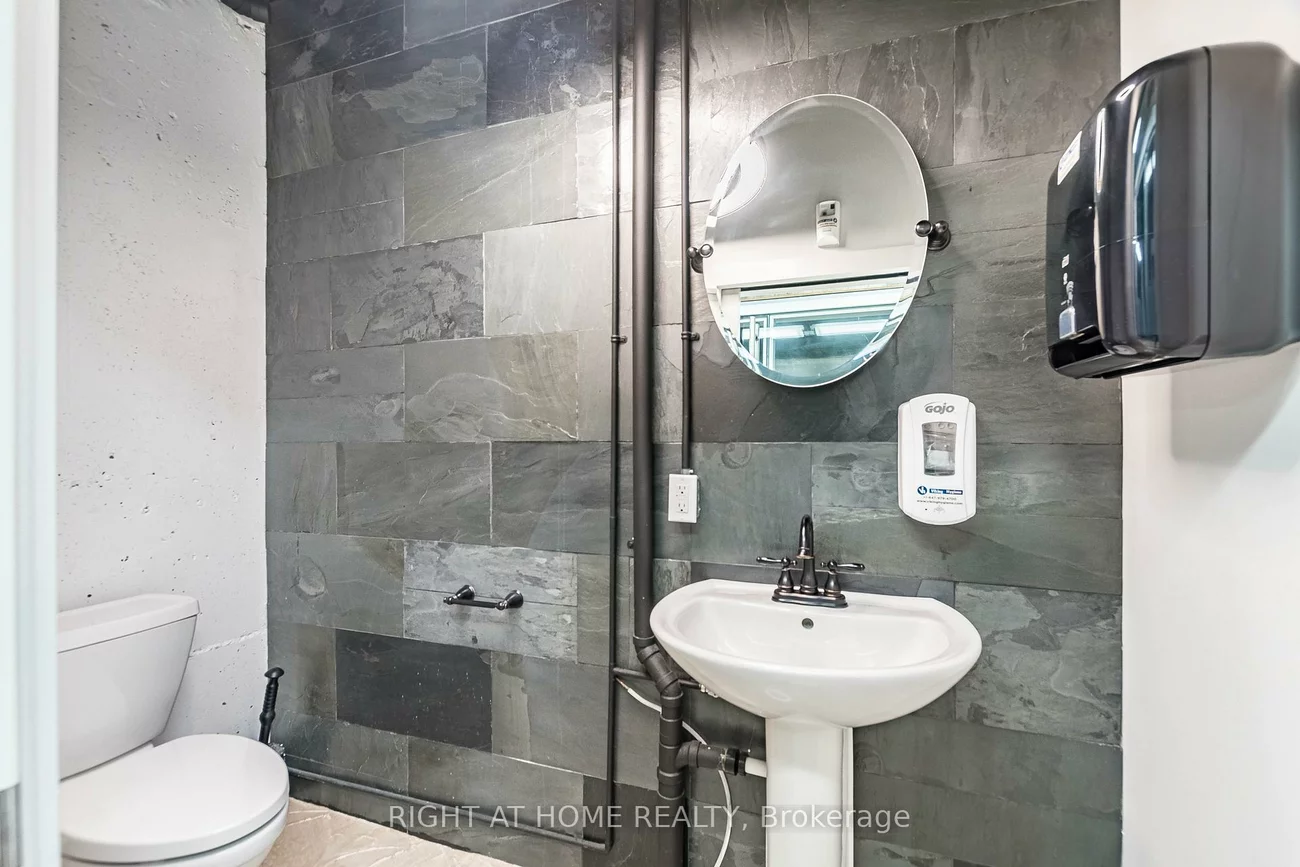 49, Hillcrest, Queen Street Corridor, Brampton
