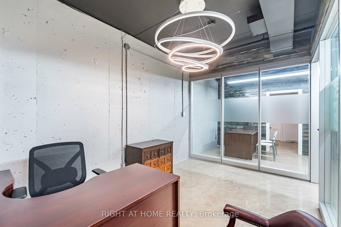 49, Hillcrest, Queen Street Corridor, Brampton