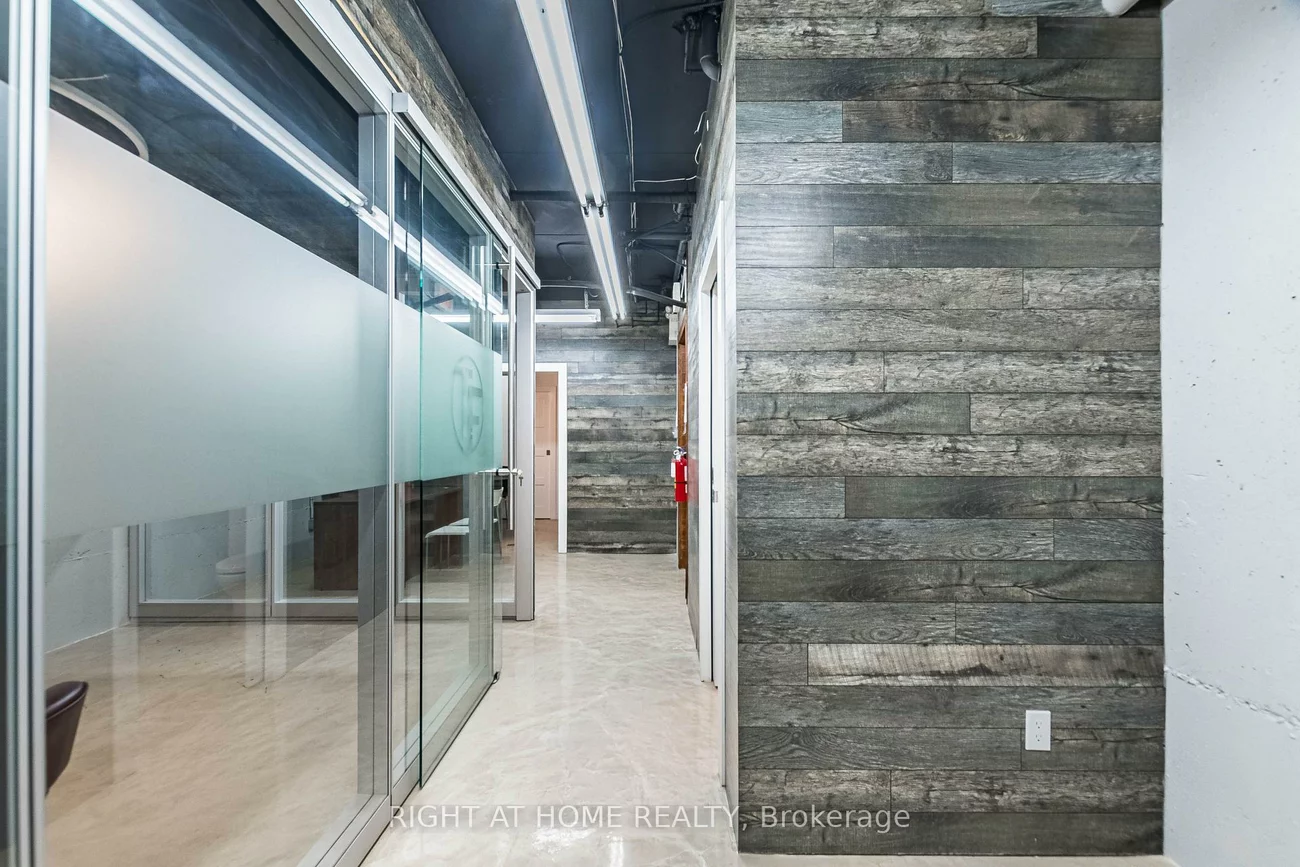49, Hillcrest, Queen Street Corridor, Brampton