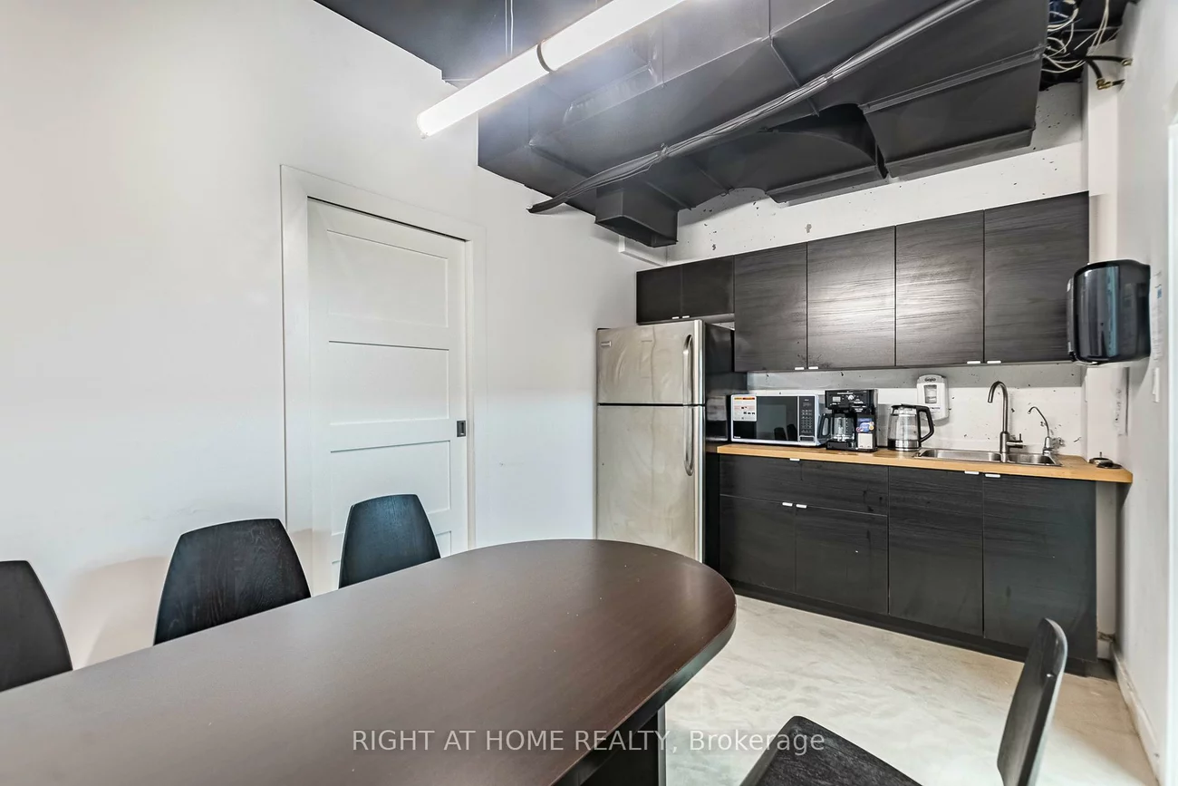 49, Hillcrest, Queen Street Corridor, Brampton