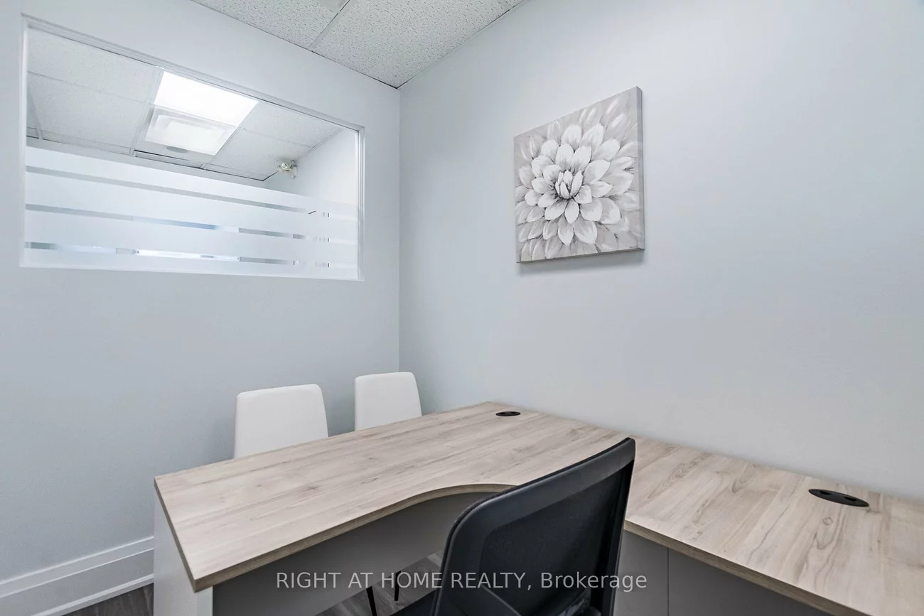 49, Hillcrest, Queen Street Corridor, Brampton