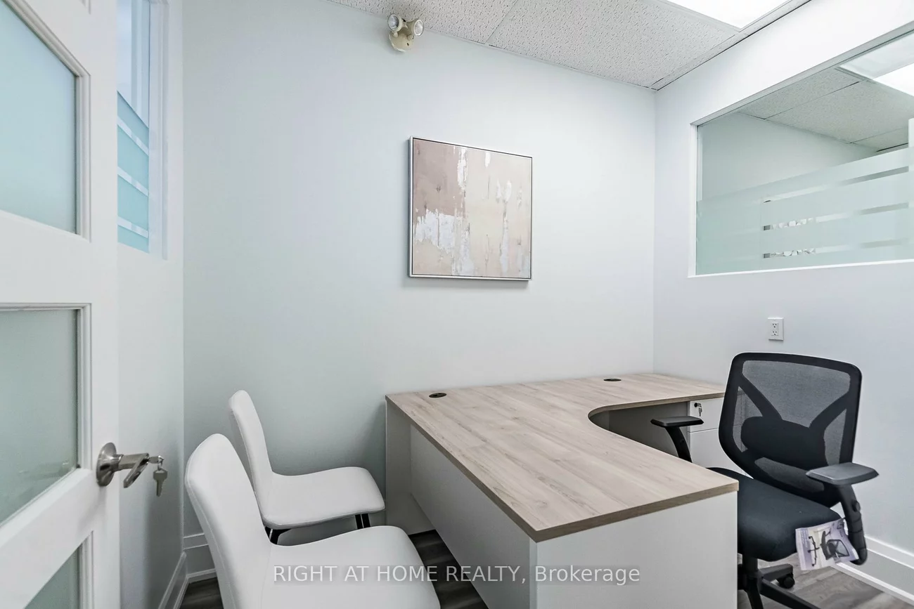49, Hillcrest, Queen Street Corridor, Brampton