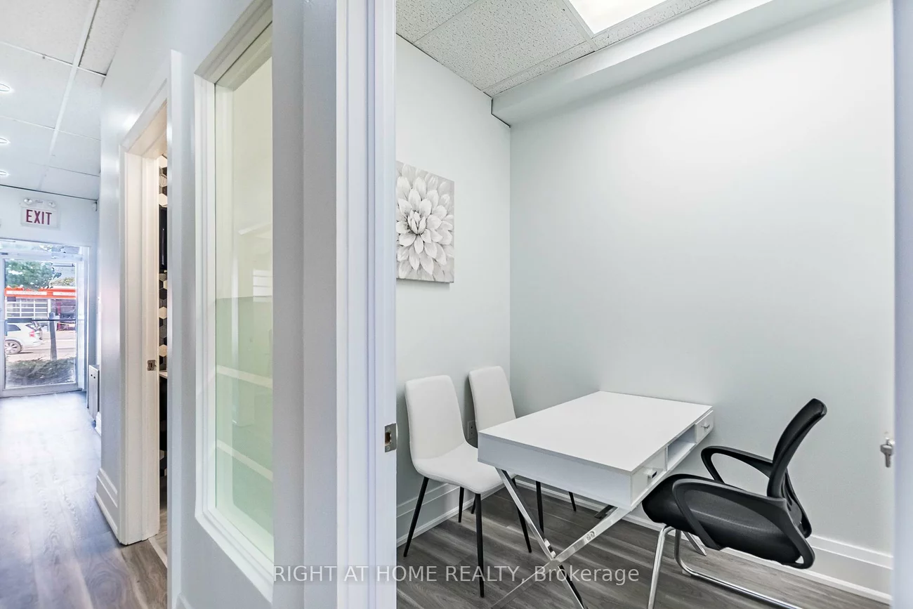 49, Hillcrest, Queen Street Corridor, Brampton
