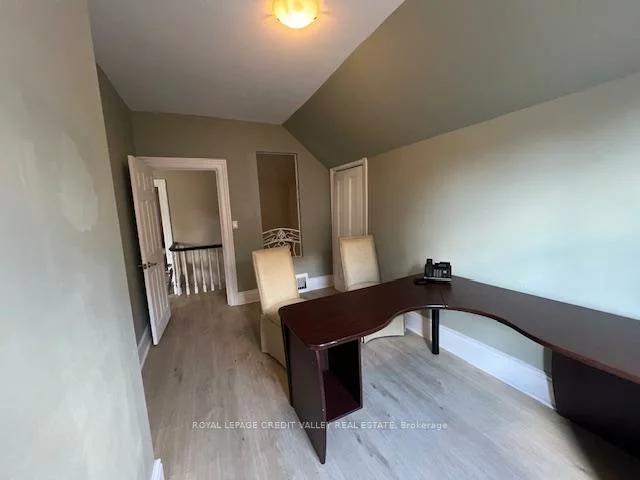 266, Main, Downtown Brampton, Brampton