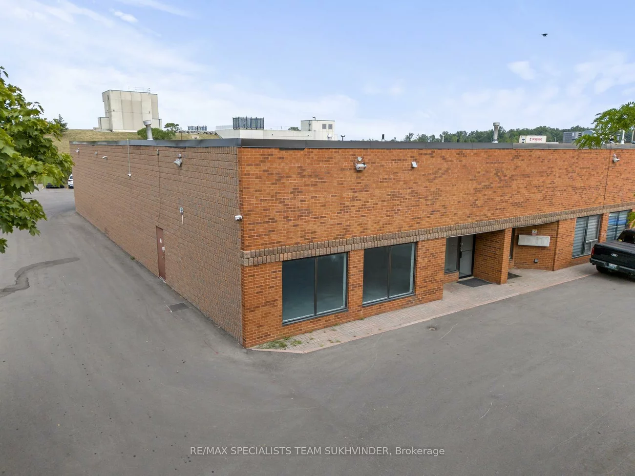 38, Automatic, Gore Industrial North, Brampton