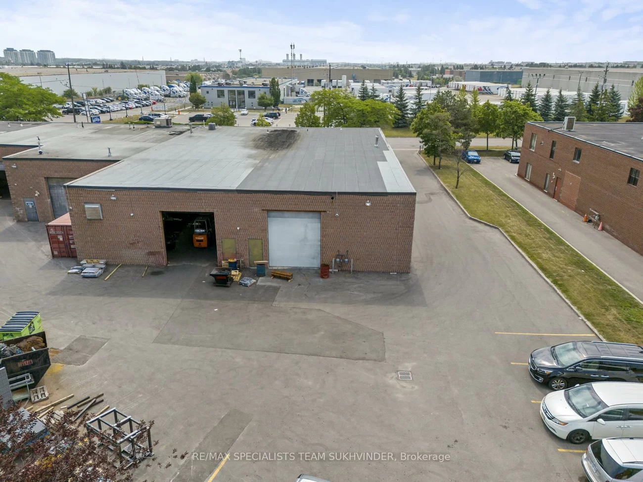 38, Automatic, Gore Industrial North, Brampton