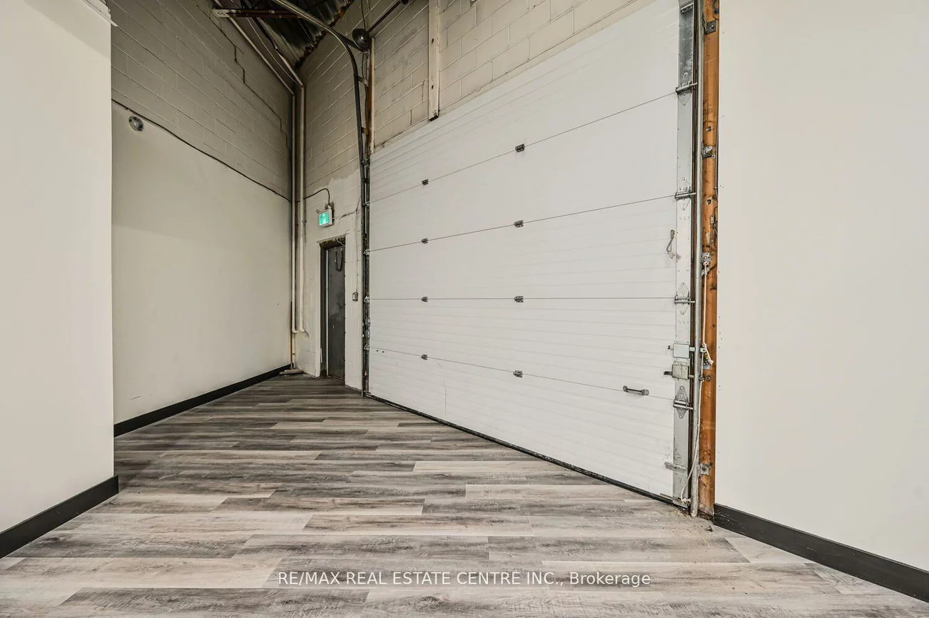 2565, Steeles, Steeles Industrial, Brampton