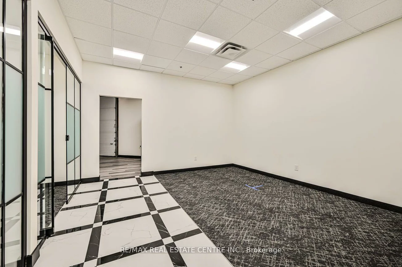 2565, Steeles, Steeles Industrial, Brampton