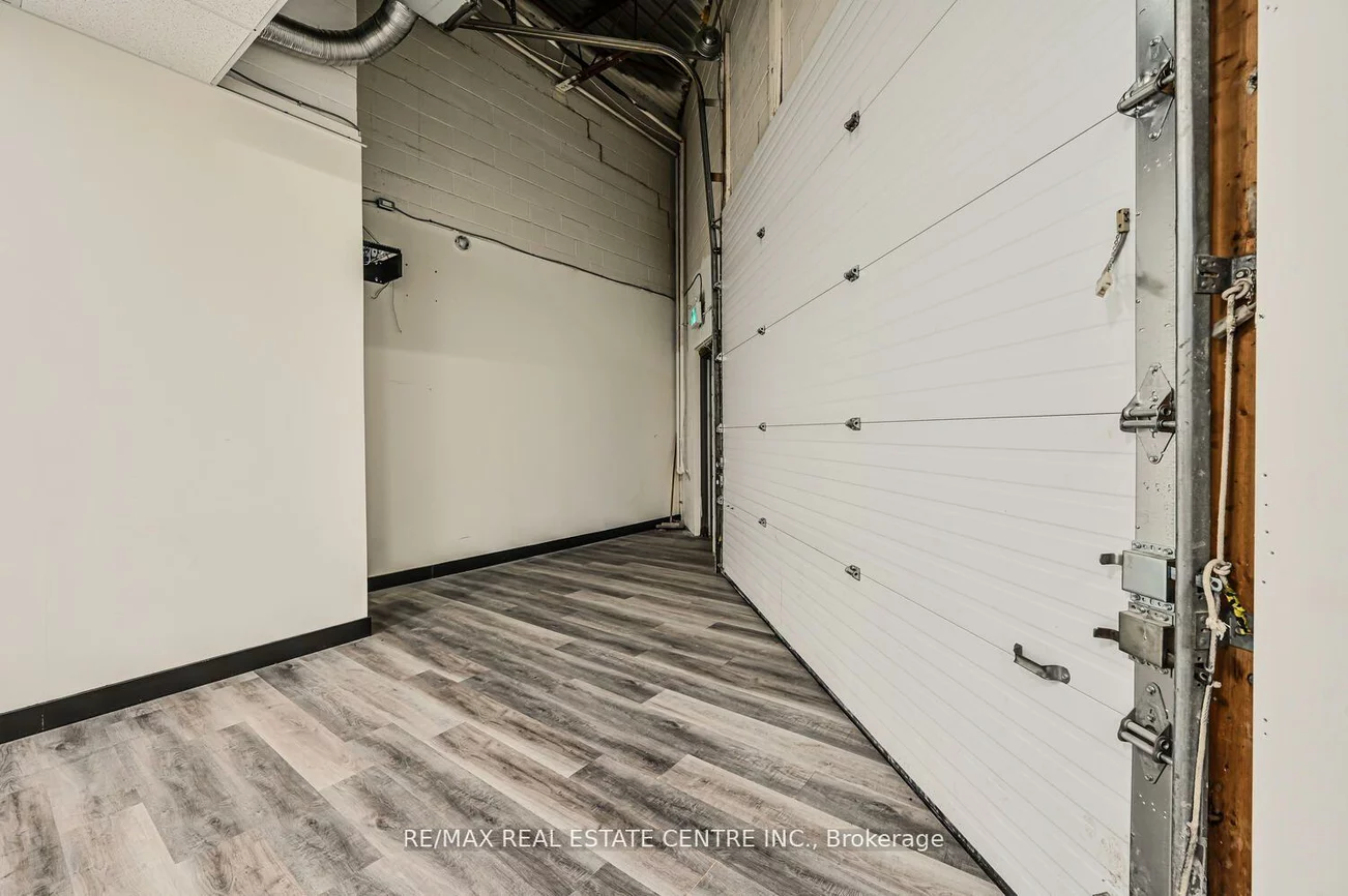 2565, Steeles, Steeles Industrial, Brampton