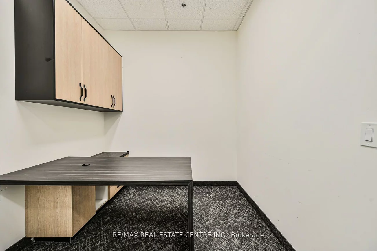 2565, Steeles, Steeles Industrial, Brampton