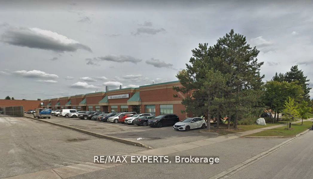 221, Deerhurst, Gore Industrial South, Brampton