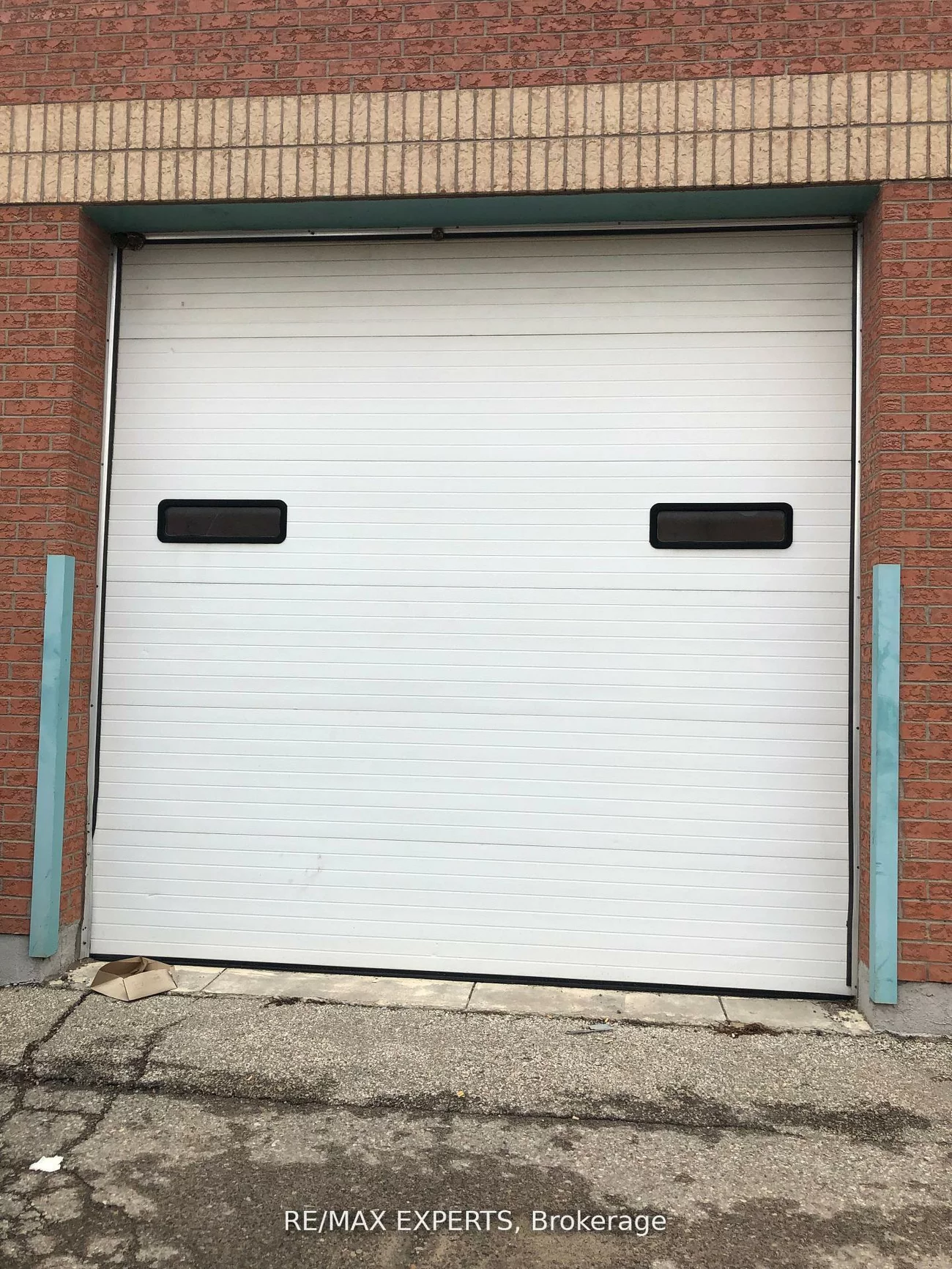 221, Deerhurst, Gore Industrial South, Brampton