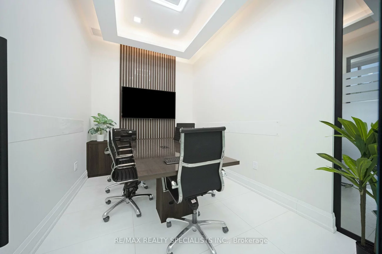 20, Maritime Ontario, Airport Road/ Highway 7 Business Centre, Brampton