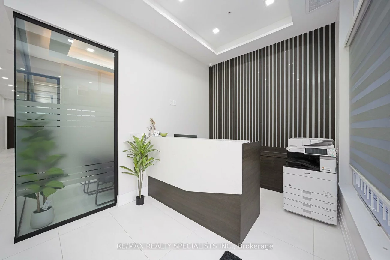 20, Maritime Ontario, Airport Road/ Highway 7 Business Centre, Brampton