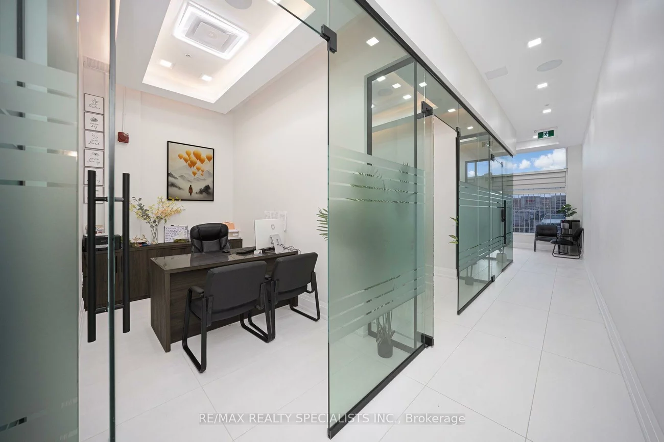 20, Maritime Ontario, Airport Road/ Highway 7 Business Centre, Brampton