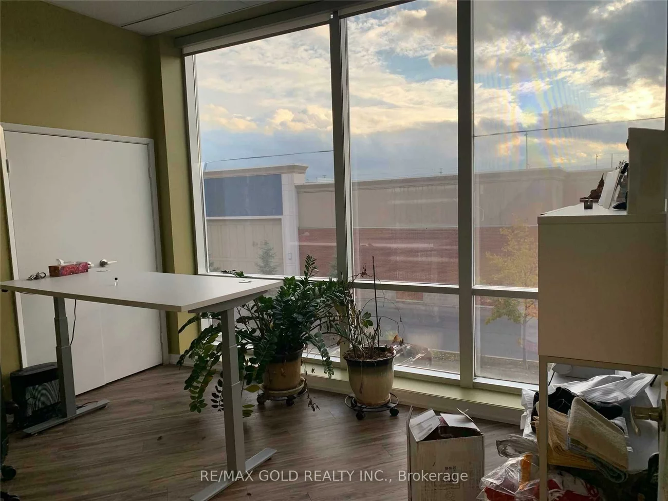 80, Maritime Ontario, Airport Road/ Highway 7 Business Centre, Brampton