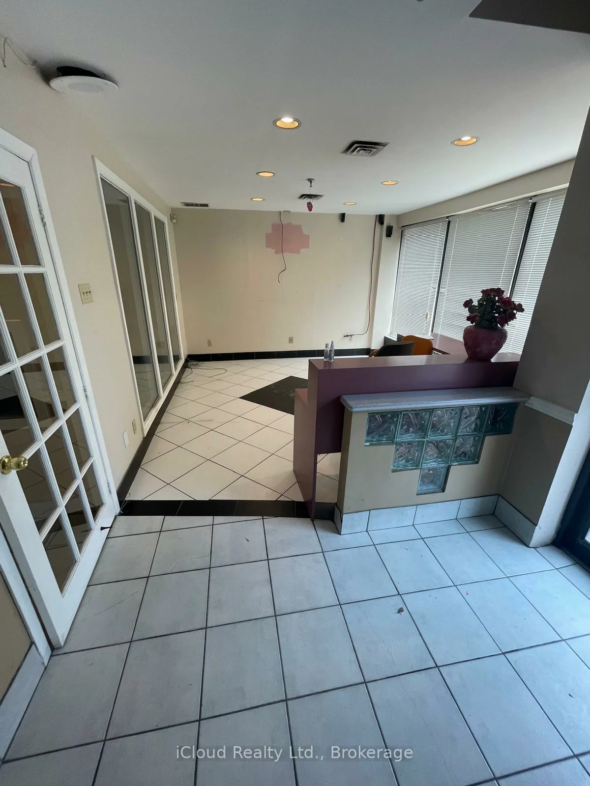 19, Kenview, Parkway Belt Industrial Area, Brampton