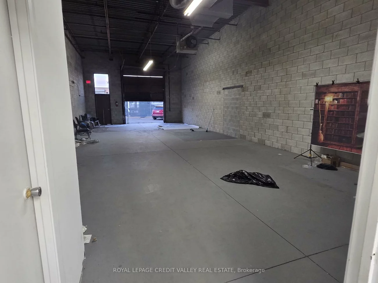 29, Strathearn, Steeles Industrial, Brampton