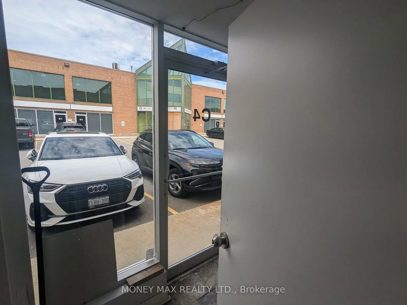 8, Automatic, Gore Industrial North, Brampton