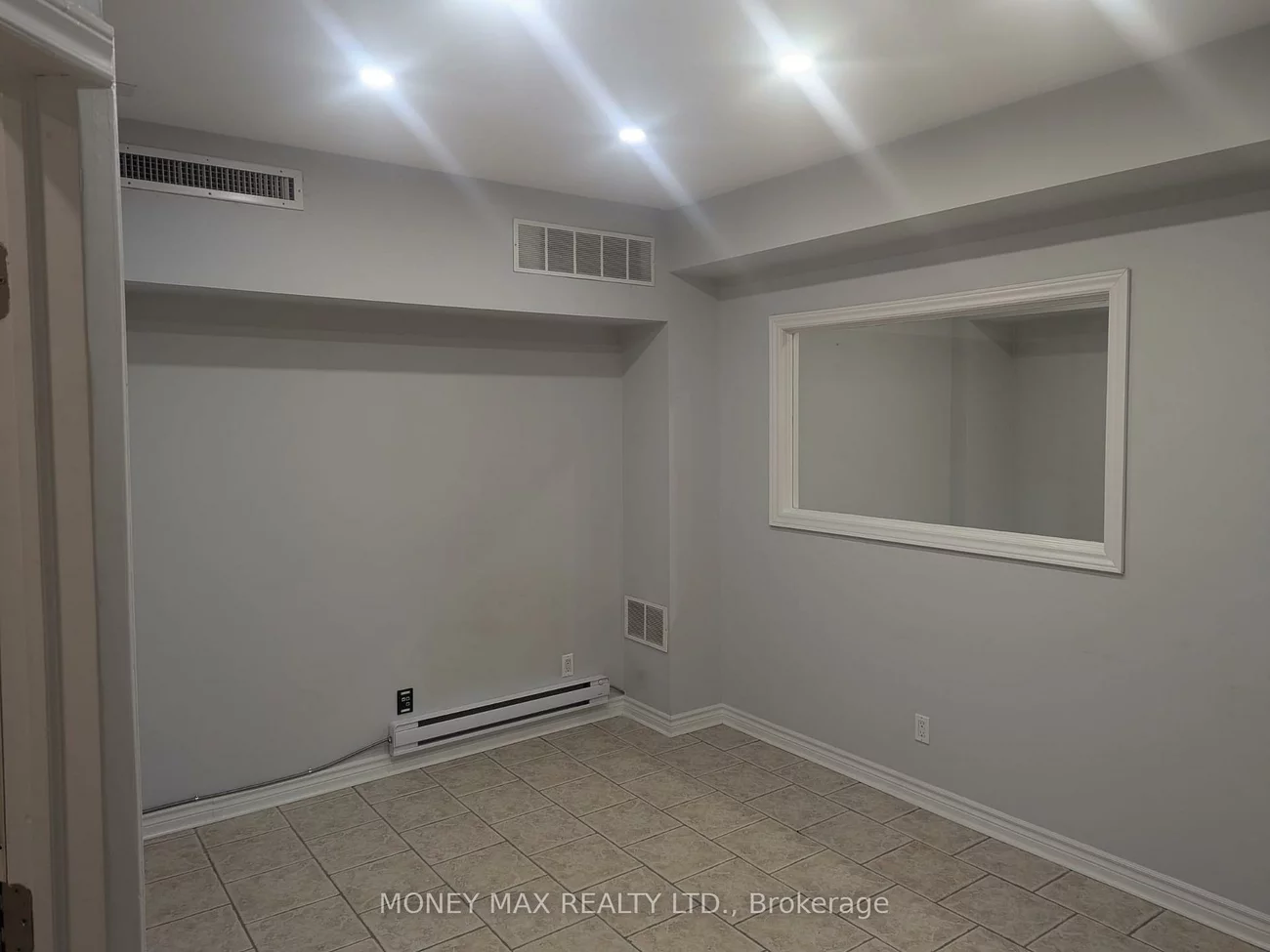 8, Automatic, Gore Industrial North, Brampton