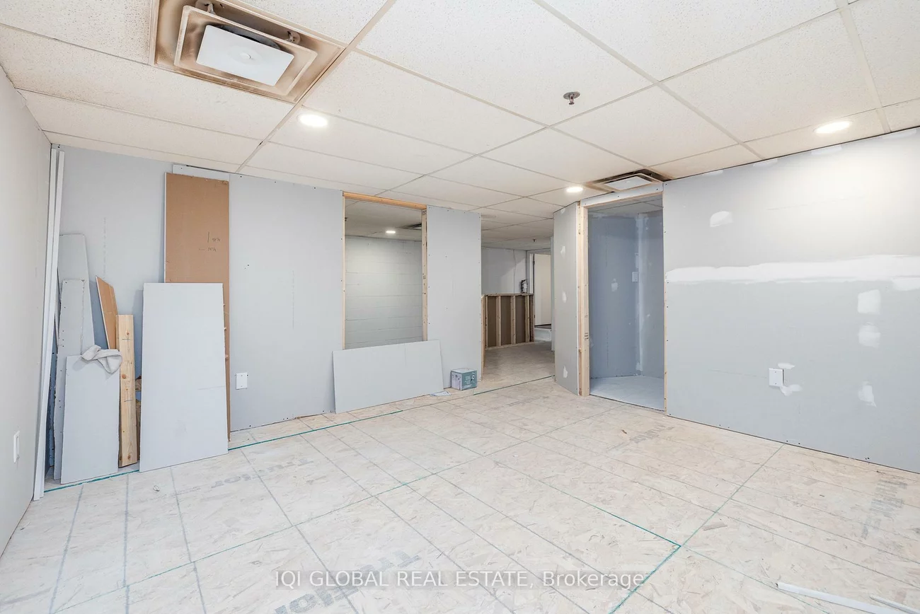 4, Alfred Kuehne, Steeles Industrial, Brampton