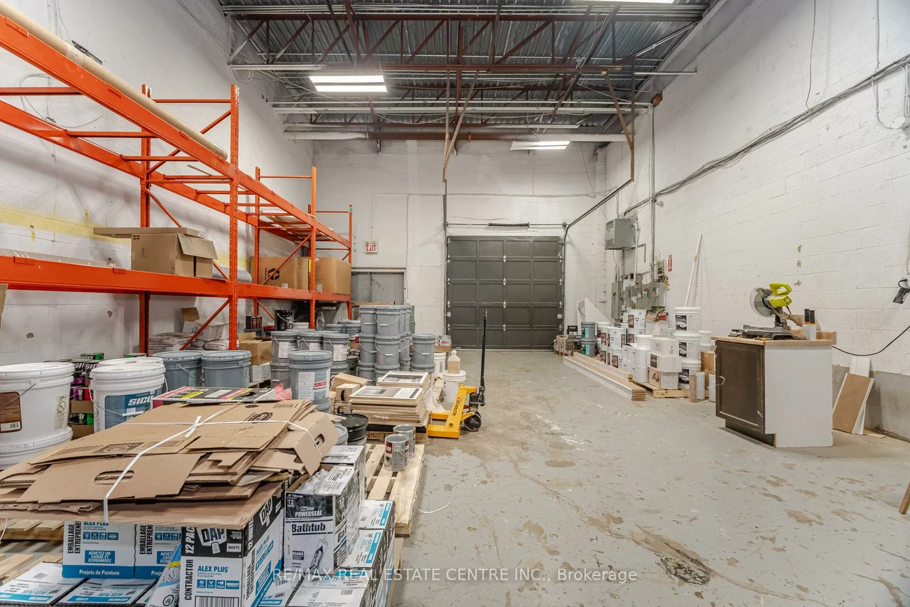 2074, Steeles, Southgate, Brampton