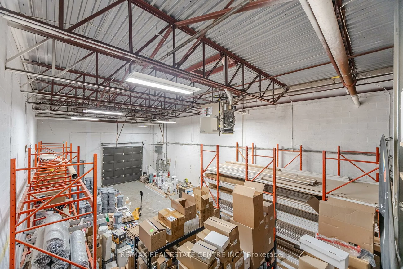 2074, Steeles, Southgate, Brampton