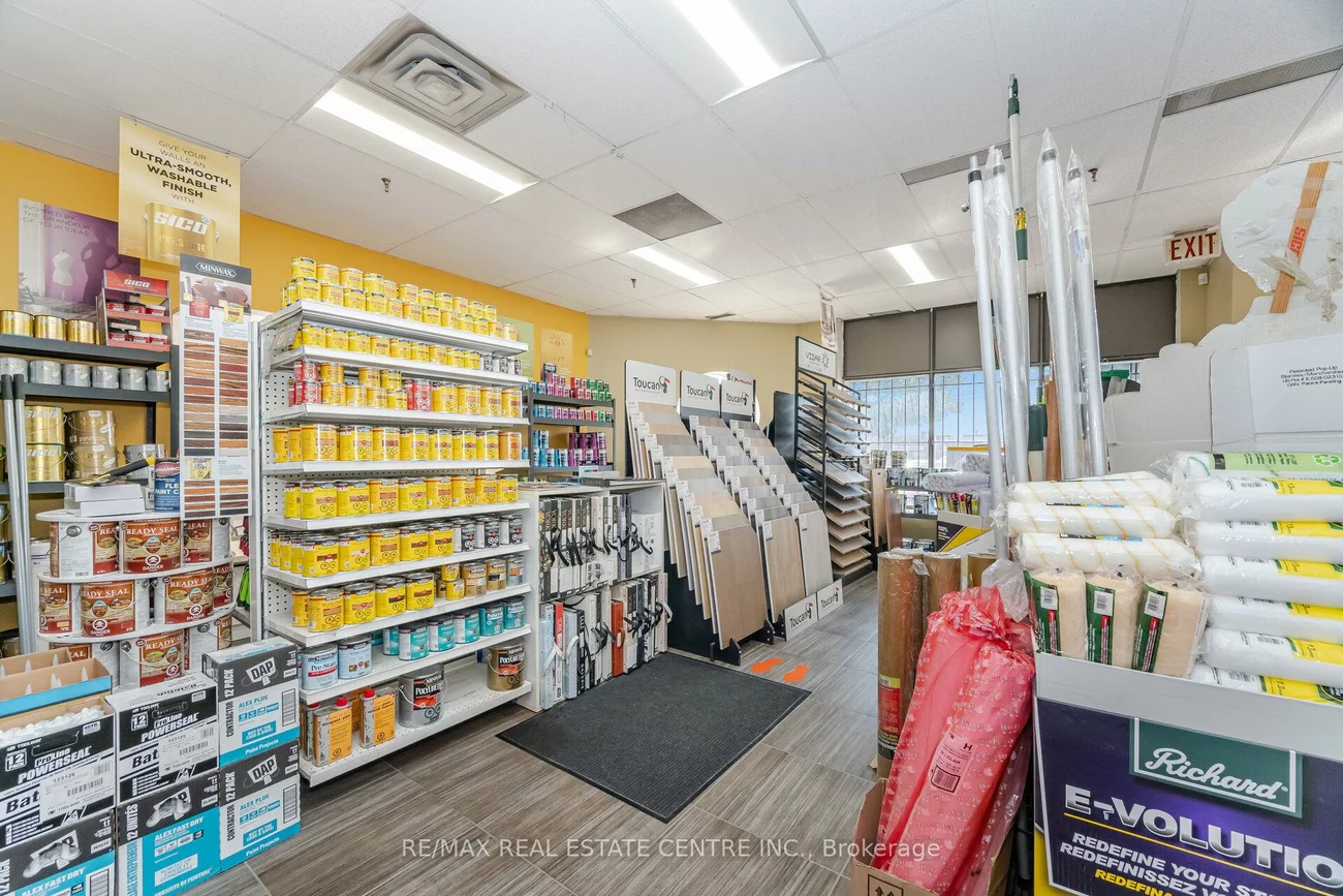 2074, Steeles, Southgate, Brampton