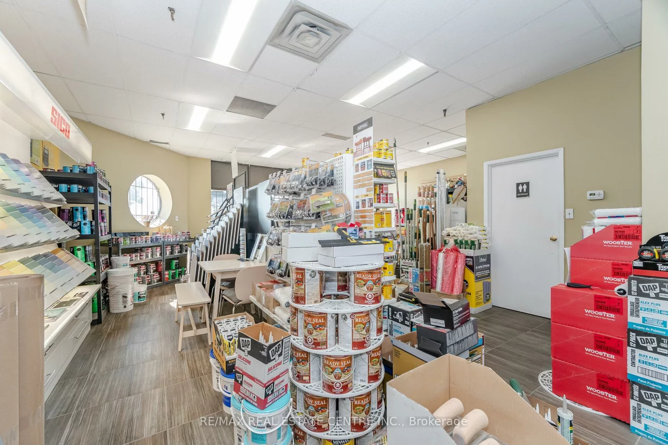 2074, Steeles, Southgate, Brampton