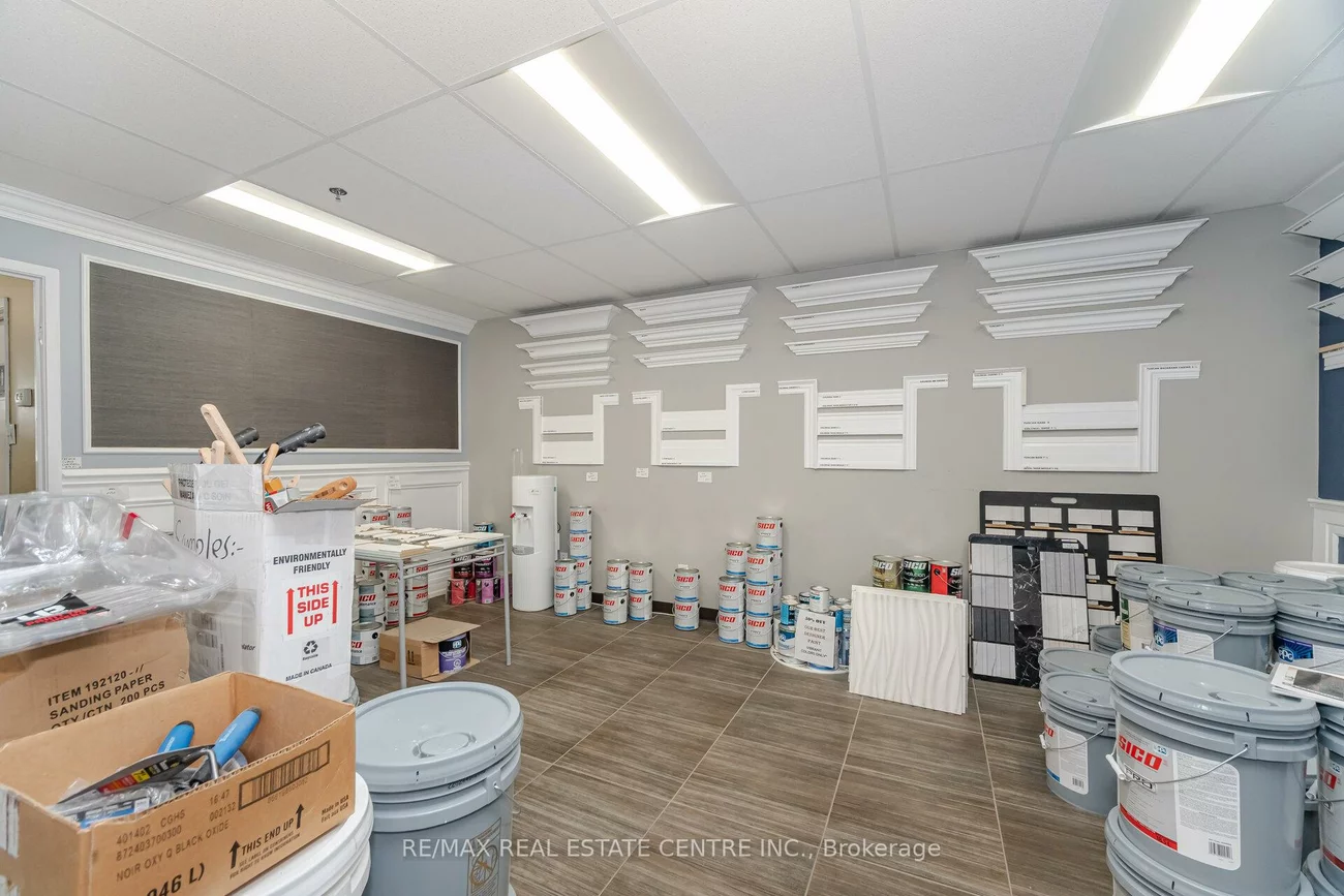 2074, Steeles, Southgate, Brampton