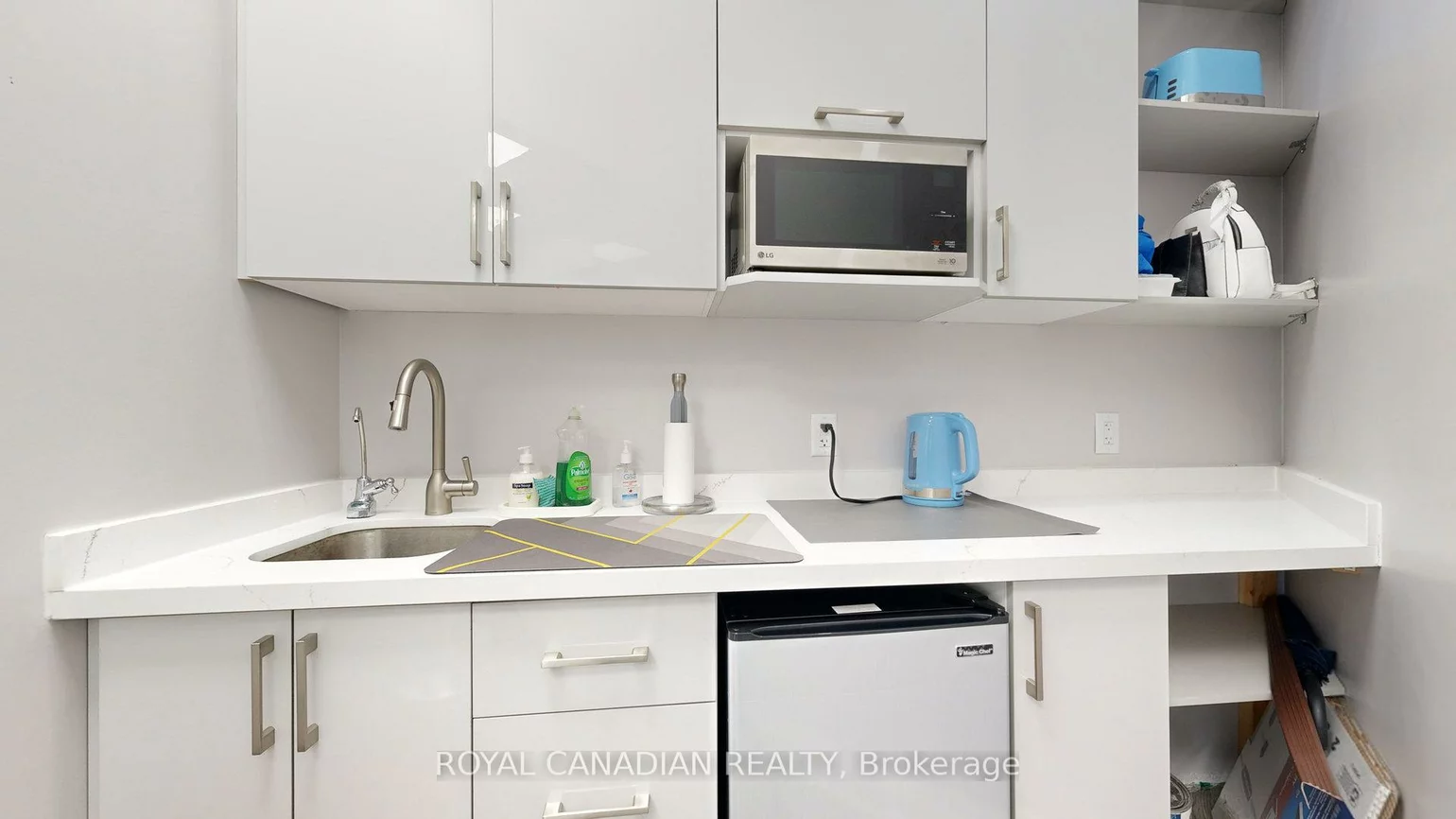 6475, Mayfield, Vales of Castlemore North, Brampton