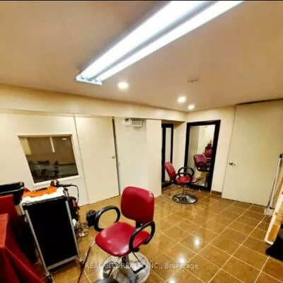 365, Main, Brampton West, Brampton