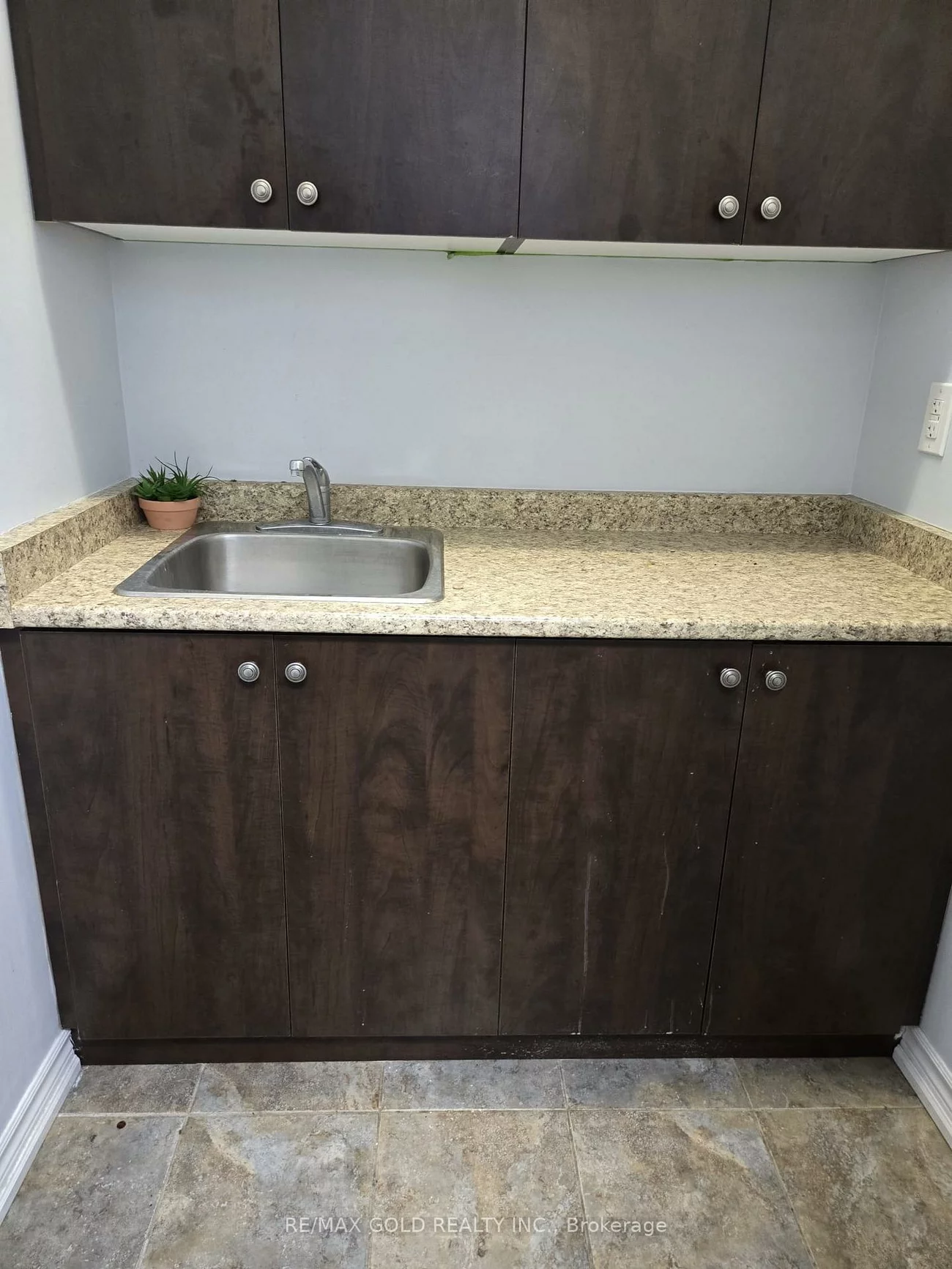 80, Maritime Ontario, Airport Road/ Highway 7 Business Centre, Brampton