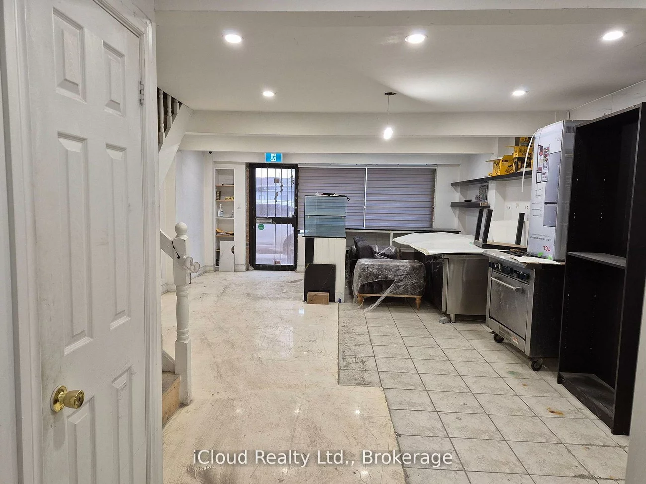 8, Strathearn, Steeles Industrial, Brampton