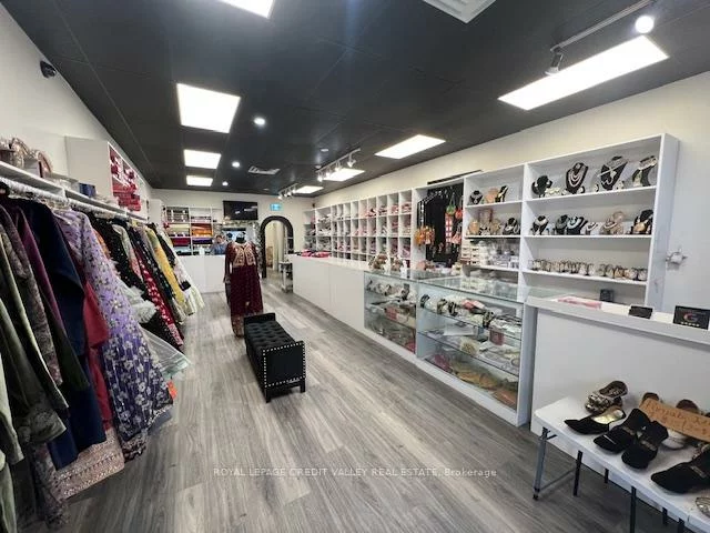 1, Nelson, Downtown Brampton, Brampton