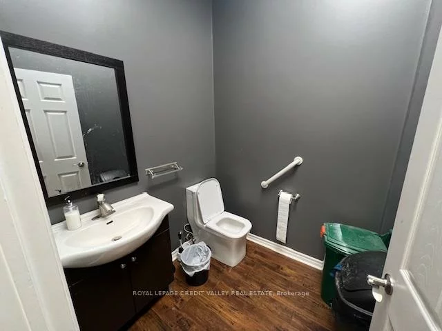 1, Nelson, Downtown Brampton, Brampton