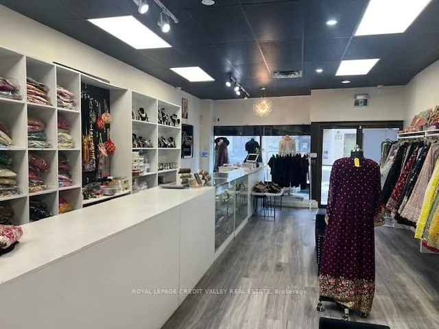 1, Nelson, Downtown Brampton, Brampton