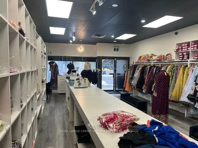 1, Nelson, Downtown Brampton, Brampton