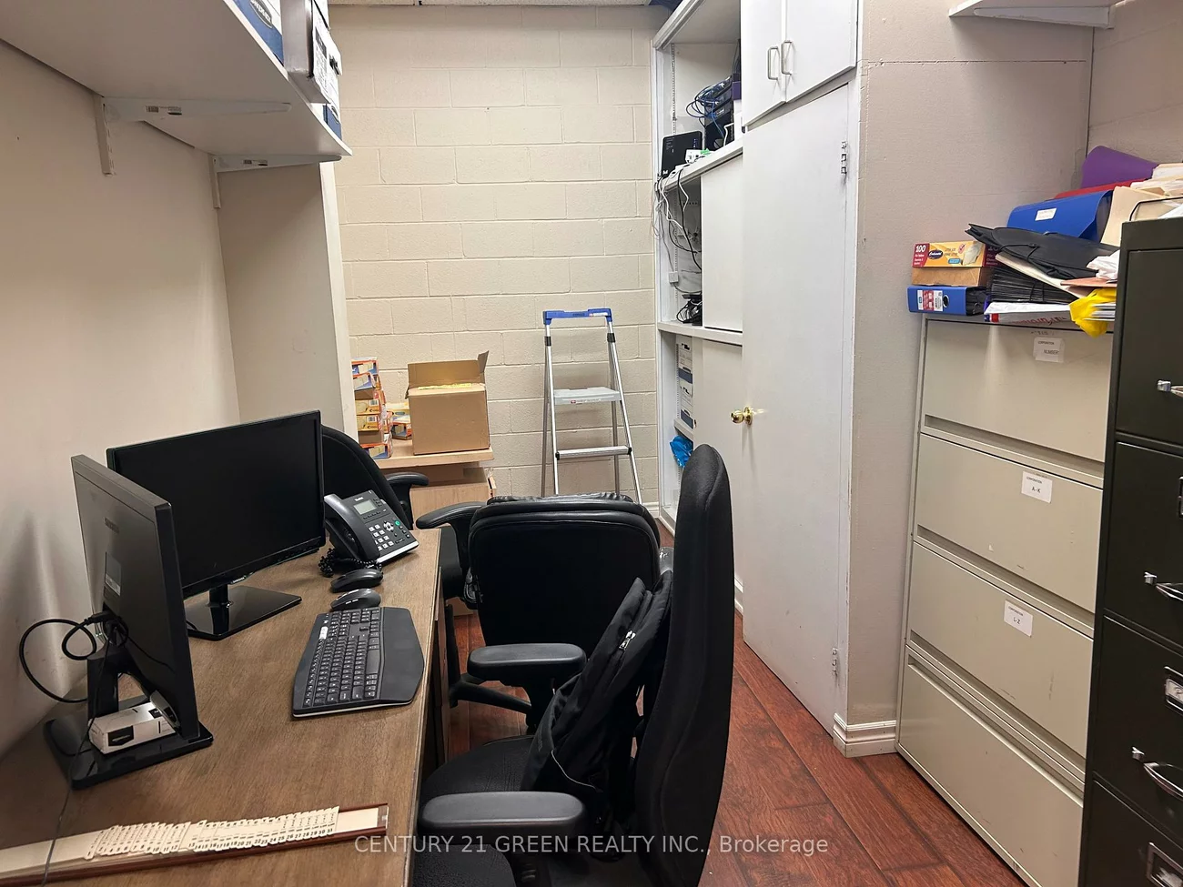 100, Wilkinson, Brampton East Industrial, Brampton