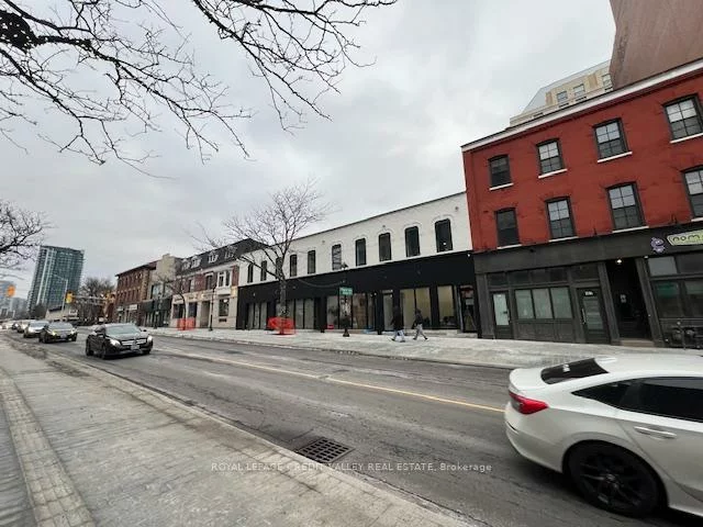 39, Queen, Downtown Brampton, Brampton