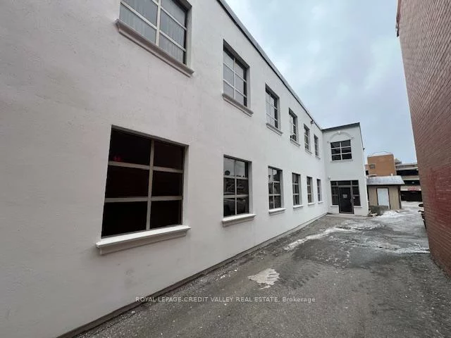 32, Queen, Downtown Brampton, Brampton