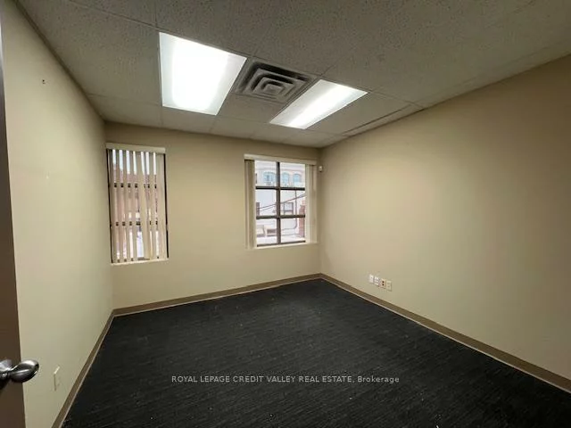 32, Queen, Downtown Brampton, Brampton