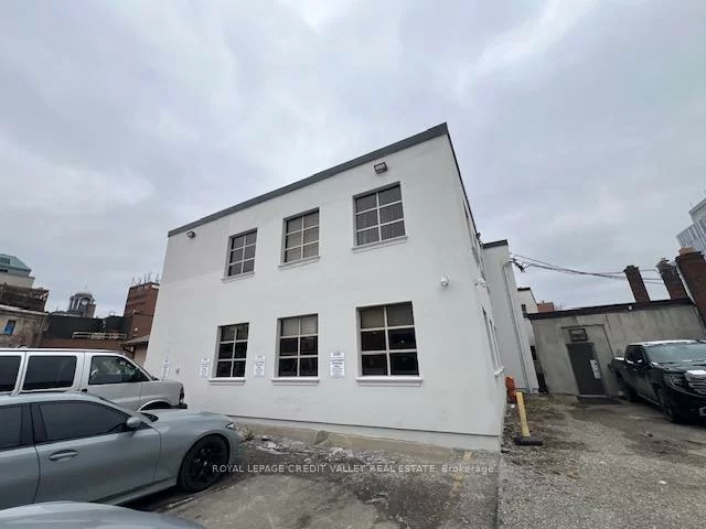 32, Queen, Downtown Brampton, Brampton