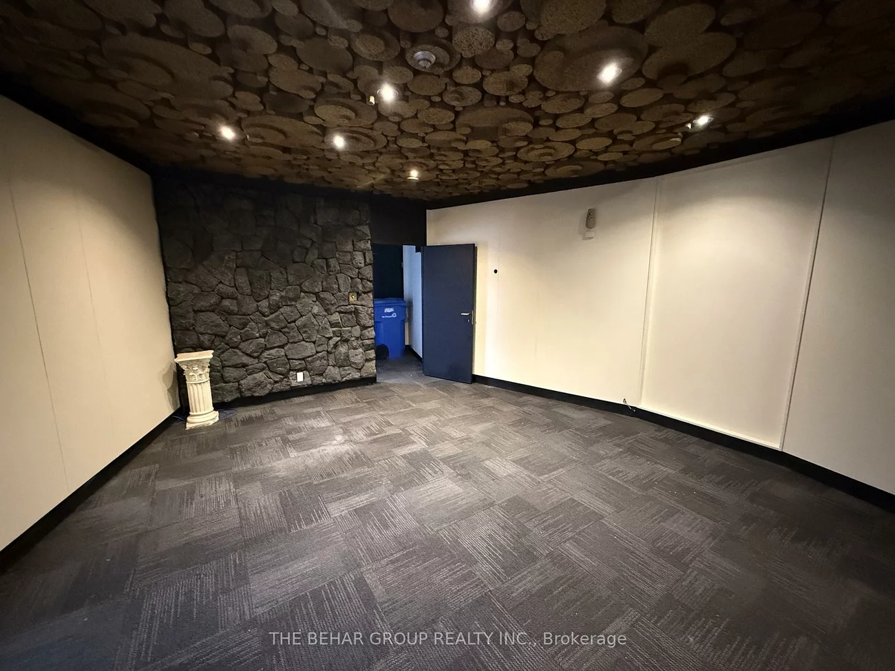 69, Bramalea, Bramalea Road South Gateway, Brampton