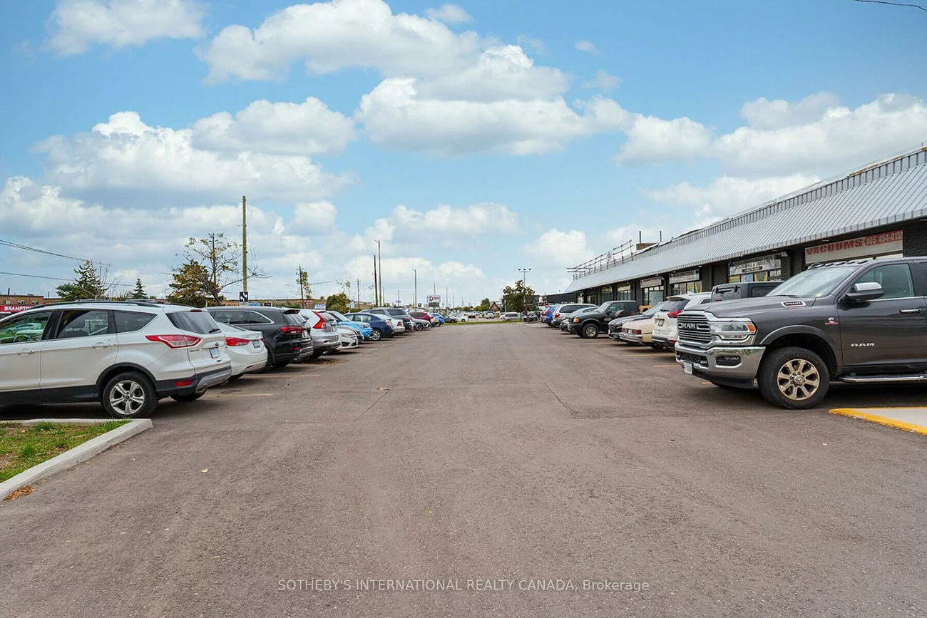 289, Rutherford, Brampton East Industrial, Brampton